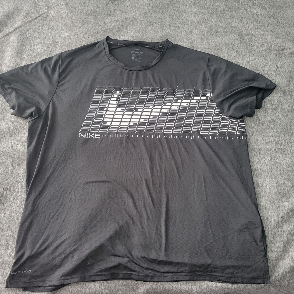 Nike t-shirts XXL, black